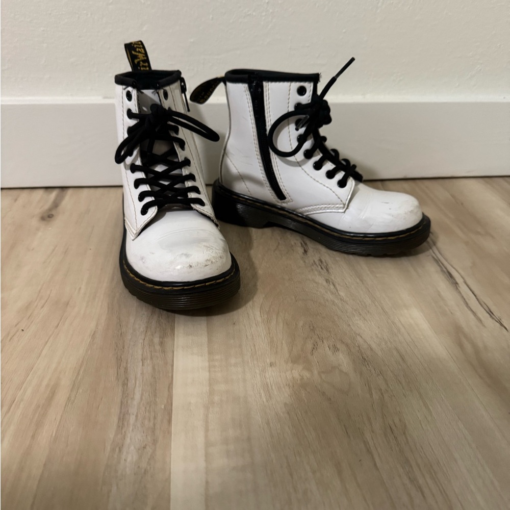 Dr. Martens Kids White and Black Lace-Up Combat Boots